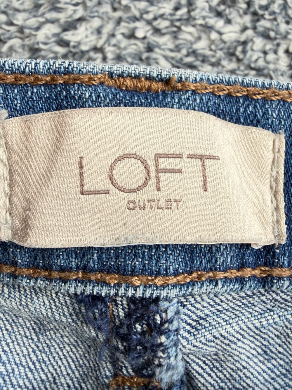 LOFT Blue Straight-Leg High-Rise Jeans with Paint Speckle - Picture 9 of 12